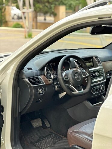 Mercedes GL 350 4MATIC-14