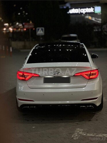 Hyundai Sonata-2