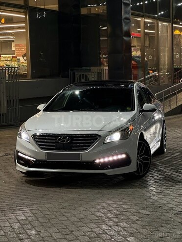 Hyundai Sonata-1