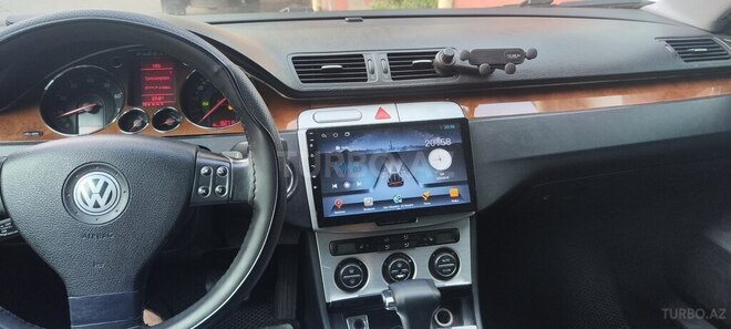 Volkswagen Passat-5