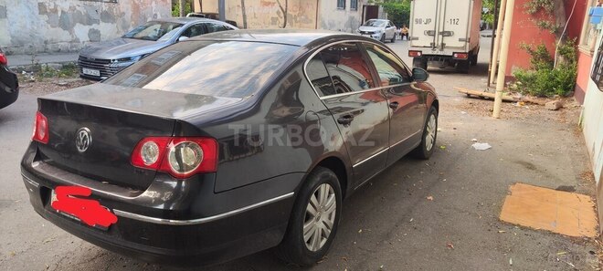Volkswagen Passat-2