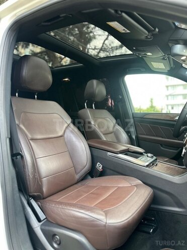Mercedes GL 350 4MATIC-16