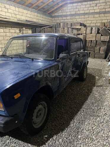 LADA (VAZ) 2107-1
