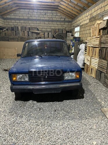 LADA (VAZ) 2107-2