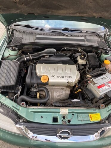 Opel Vectra-8
