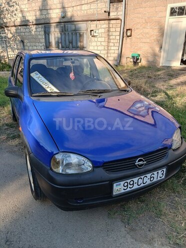 Opel Corsa-2
