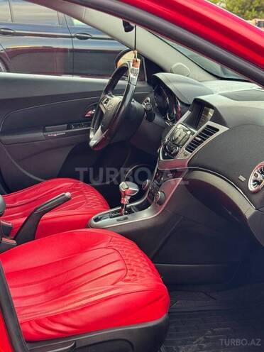 Chevrolet Cruze-15