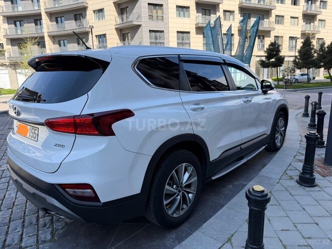 Hyundai Santa Fe-3