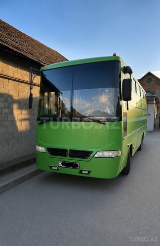 Isuzu Ecobus-1