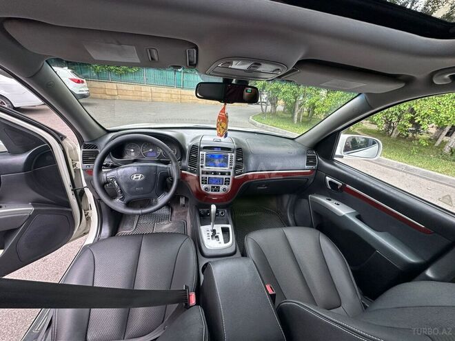 Hyundai Santa Fe-3