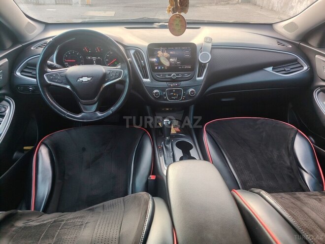 Chevrolet Malibu-13