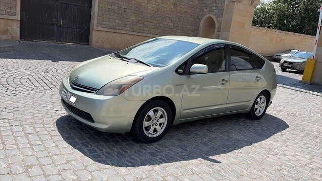 Toyota Prius-2