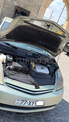Toyota Prius-9