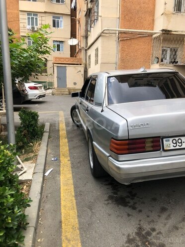 Mercedes 190-7
