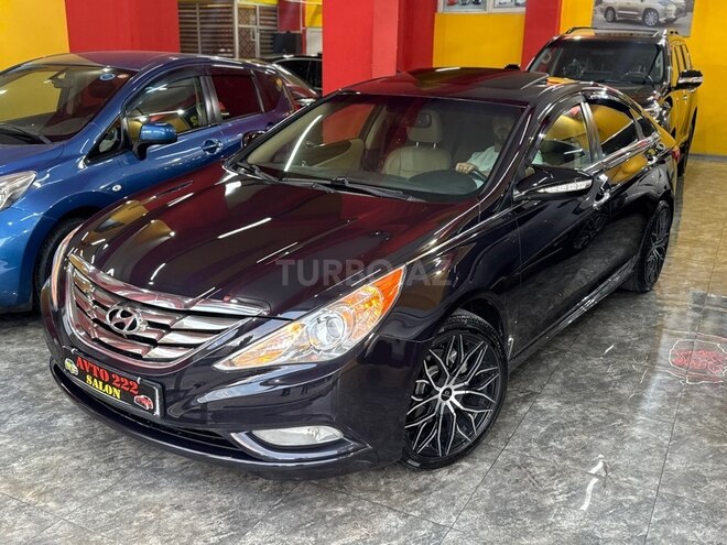 Hyundai Sonata-2