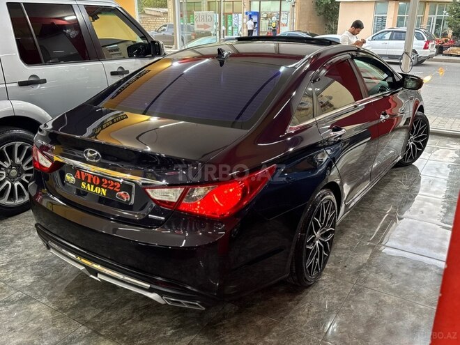 Hyundai Sonata-6