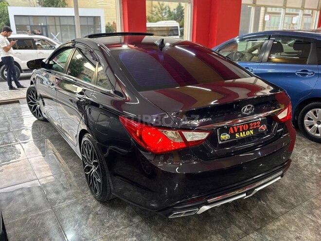 Hyundai Sonata-8