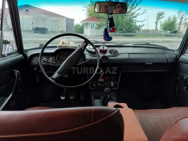 LADA (VAZ) 21011-3