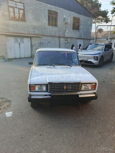 LADA (VAZ) 2107-1