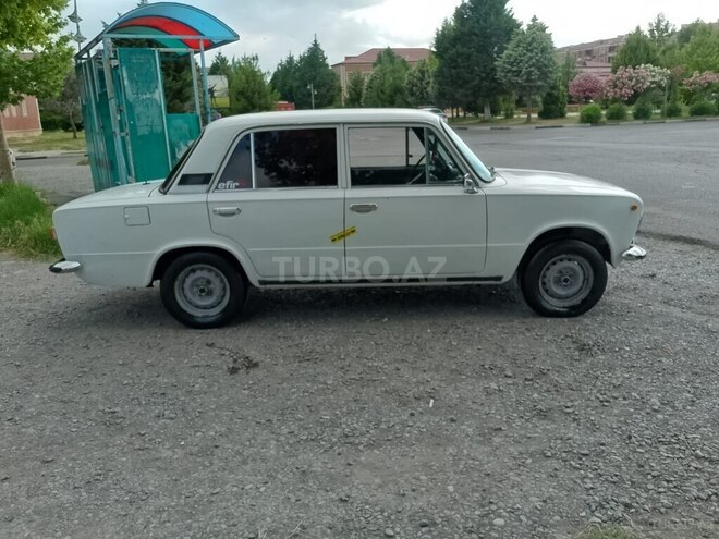 LADA (VAZ) 21011-16