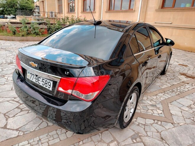 Chevrolet Cruze-8