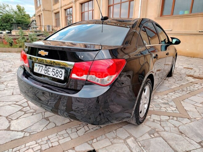 Chevrolet Cruze-6