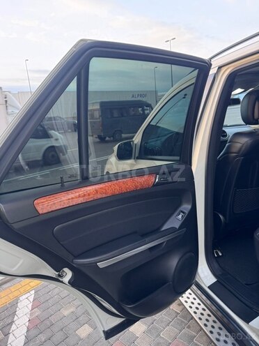 Mercedes ML 350 4MATIC-9