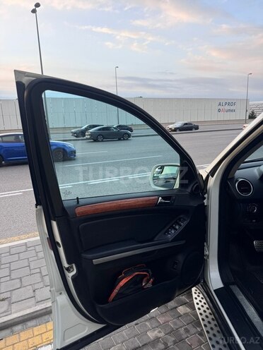 Mercedes ML 350 4MATIC-16