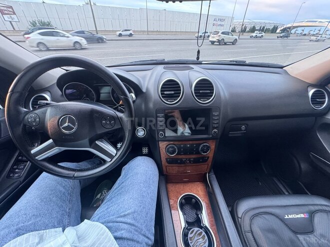 Mercedes ML 350 4MATIC-19