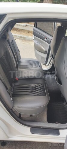 Toyota Prius-6