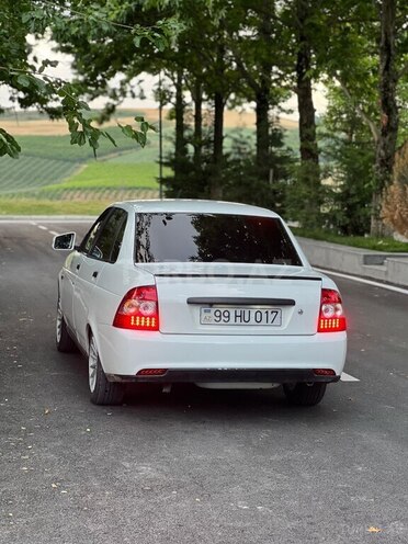 LADA (VAZ) Priora-17