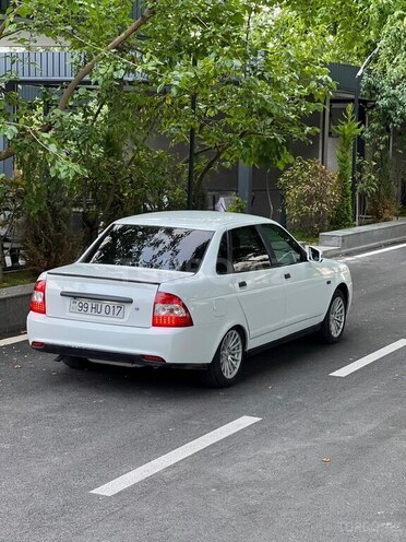 LADA (VAZ) Priora-16
