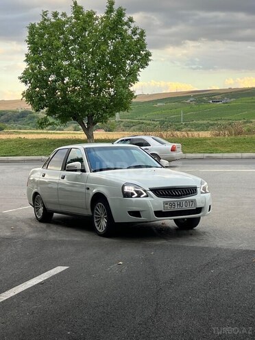 LADA (VAZ) Priora-21