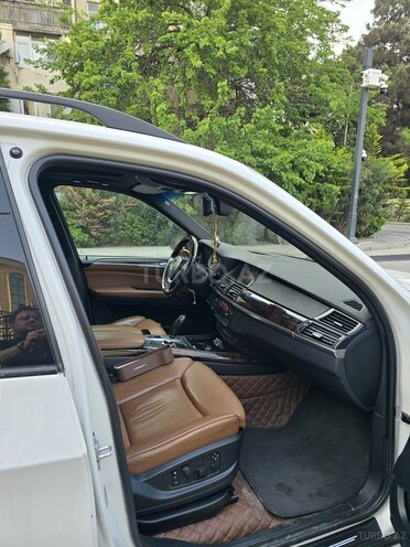 BMW X5-8