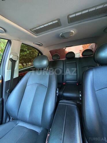 Mercedes E 270-13