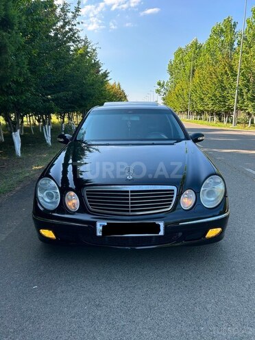Mercedes E 270-2