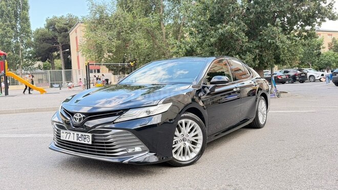 Toyota Camry-3