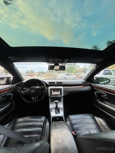 Volkswagen Passat CC-8