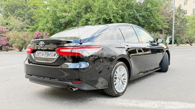 Toyota Camry-7