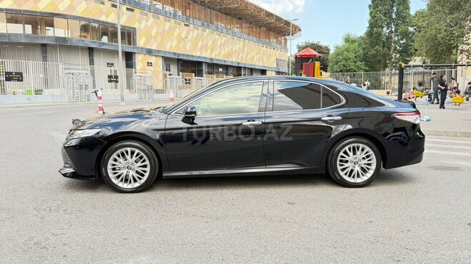 Toyota Camry-4
