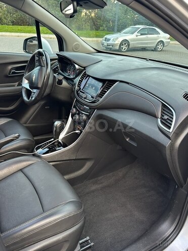 Chevrolet Trax-11