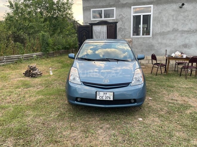 Toyota Prius-1