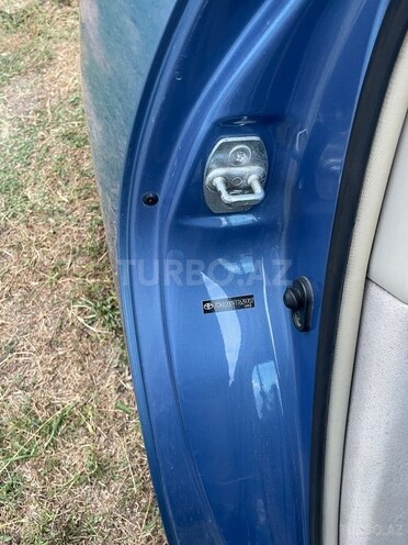 Toyota Prius-9