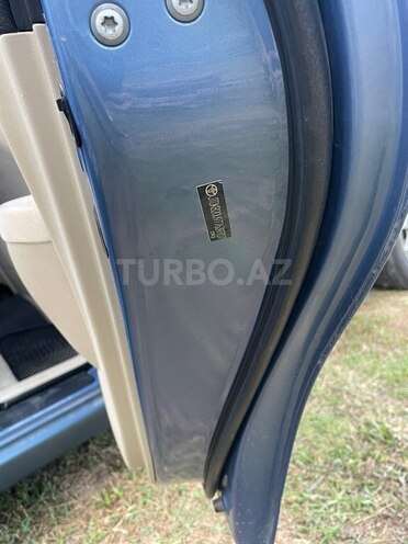 Toyota Prius-10