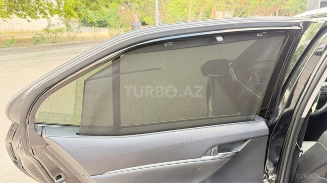 Toyota Camry-12