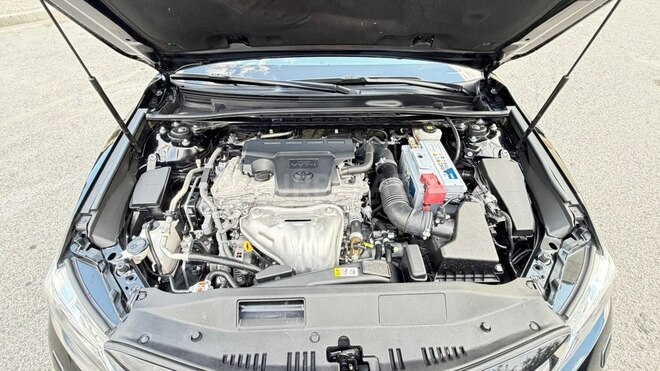 Toyota Camry-14