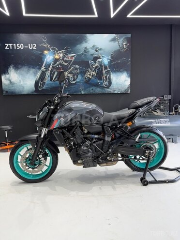 Yamaha MT-07-2