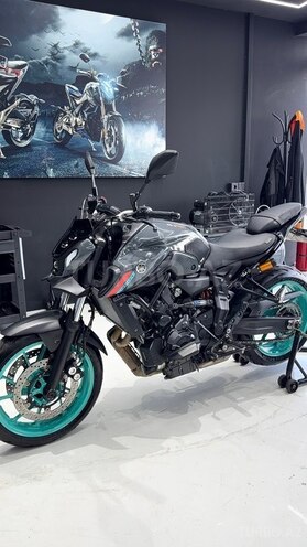 Yamaha MT-07-9