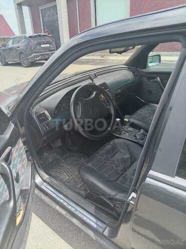 Mercedes C 180-4