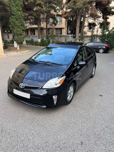 Toyota Prius-3